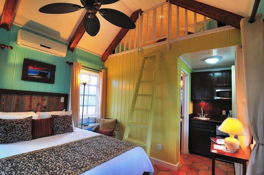 Villa Allamanda, Eleuthera Governor's Harbour Room photo